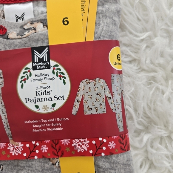 Member's Mark Christmas Kids 2-Piece Pajama Set. Unisex. Grey Dogs Print… - Picture 5 of 7
